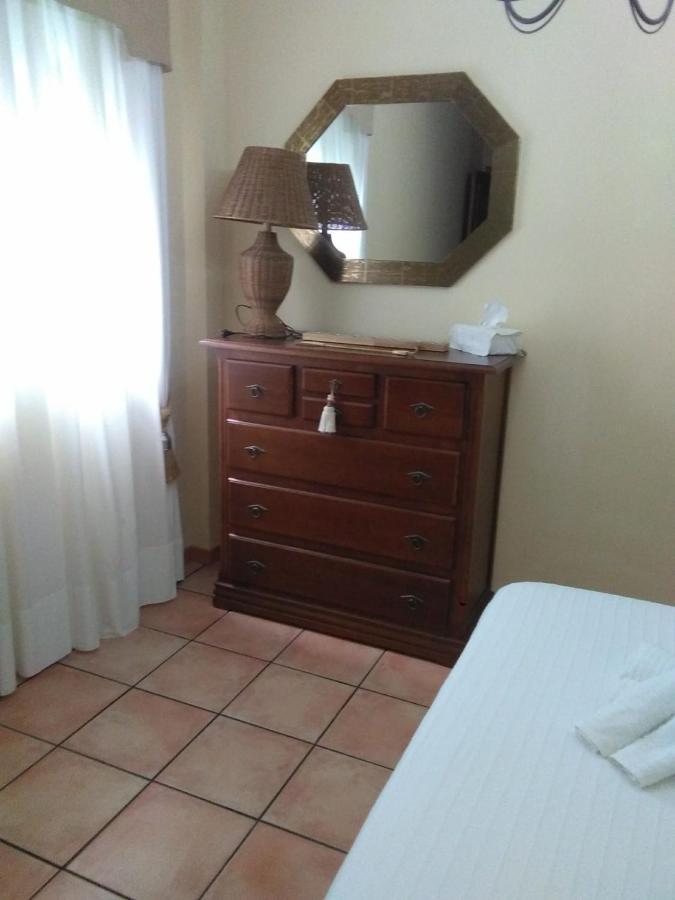 Chalet Con Encanto Villa Palomares del Río Eksteriør billede